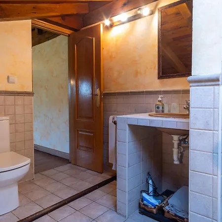 Artizarra Apartment *